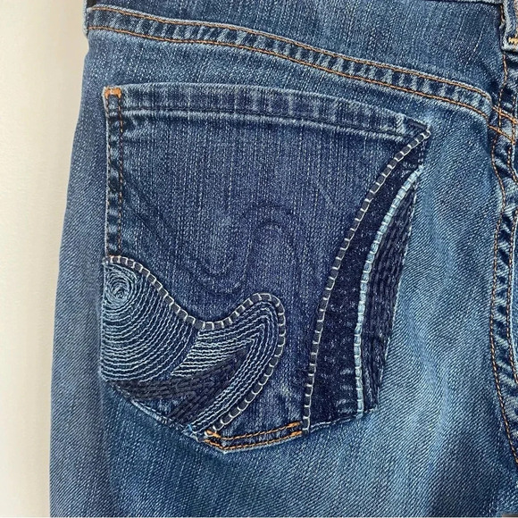 Citizens of Humanity Y2K Low Rise Flare Embroidered Pocket Dark Wash Jeans - Picture 6 of 16